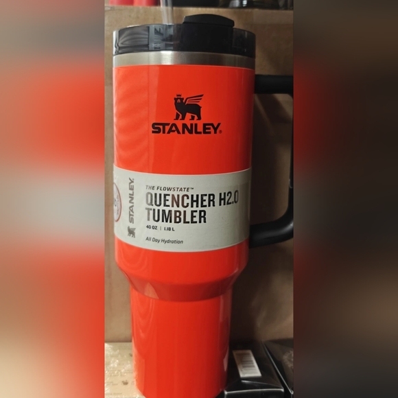 Stanley FlowState Tumbler - Bright Orange - Picture 1 of 5